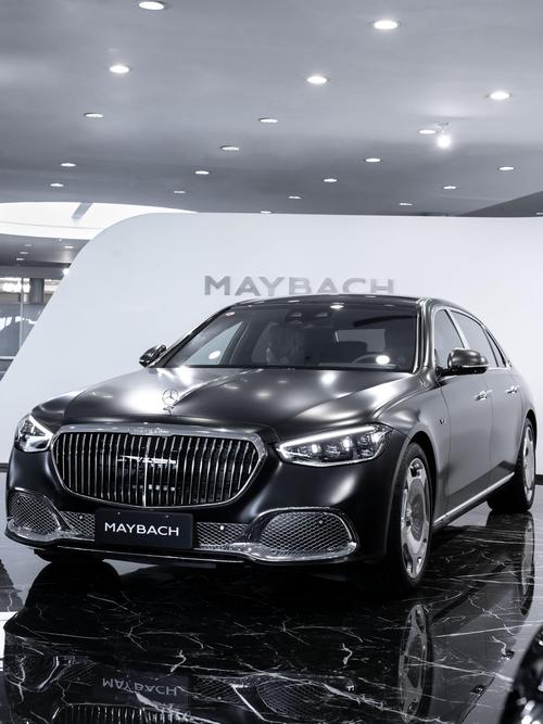 广州325岚图汽车的售后服务让用户无忧出行，迈巴赫未来的豪华车趋势